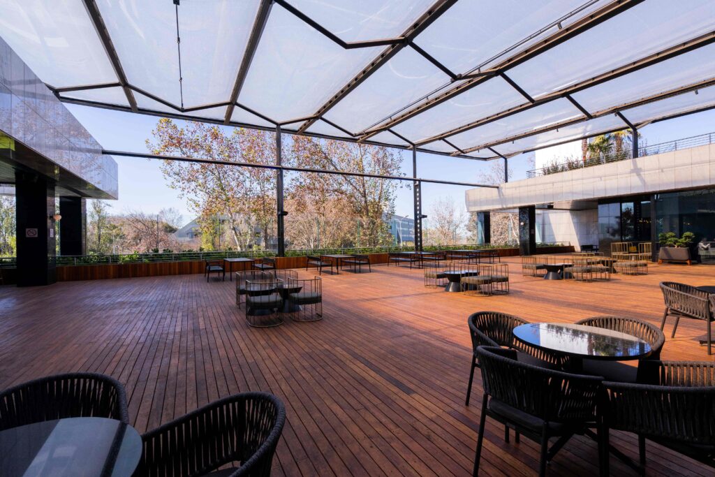 Investec Pergola 8